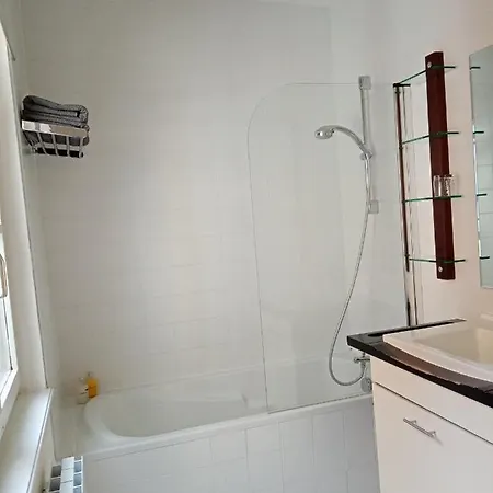 2 Pièces Côté Petite Venise Apartamento *